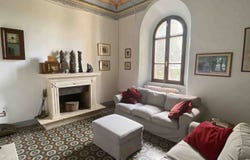 Riparbella, Tuscany 56046
