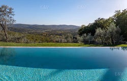 Bucine, Tuscany 52020