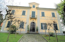 Uzzano, Tuscany 51010