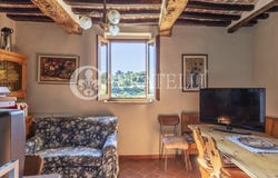 Montepulciano, Tuscany 53045