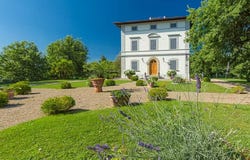 Cavriglia, Tuscany 52022