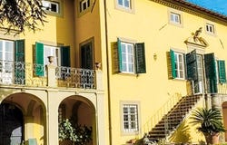 Lucca, Tuscany 55100