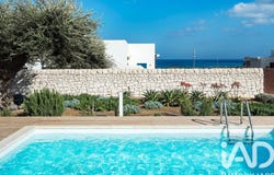 Noto, Sicily 96017