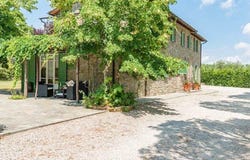 Cortona, Tuscany 52044