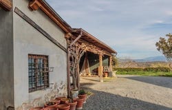 Serrapetrona, Marche 62020