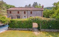 Capolona, Tuscany 52010