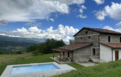 Camporgiano, Tuscany 55031
