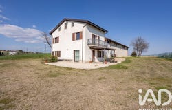 Jesi, Marche 60035