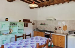 Sinalunga, Tuscany 53048