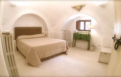 Cisternino, Apulia 72014