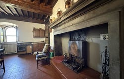 Cortona, Tuscany 52044