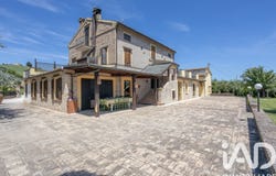 Montegranaro, Marche 63812