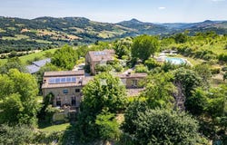 Sarnano, Marche 62028