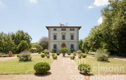 Montevarchi, Tuscany 52025