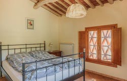 Lamporecchio, Tuscany 51035