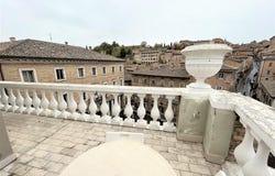 Urbino, Marche 61029