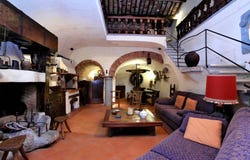 Camaiore, Tuscany 55041