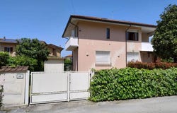 Lucca, Tuscany 55100