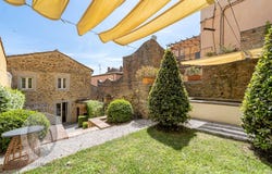 Cortona, Tuscany 52044