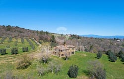 Monte San Savino, Tuscany 52048