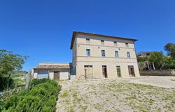 Cossignano, Marche 63067