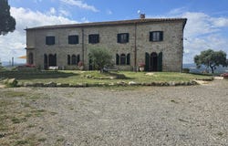Volterra, Tuscany 56048