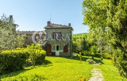 Sinalunga, Tuscany 53048
