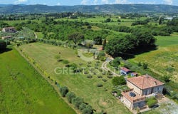 Lucignano, Tuscany 52046