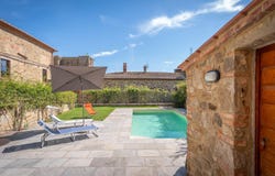 Sinalunga, Tuscany 53048