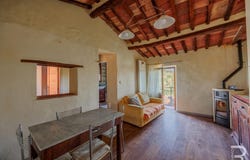 Piazza Vittorio Emanuele, Vagliagli, Tuscany 53019