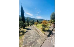 Pescaglia, Tuscany 55064