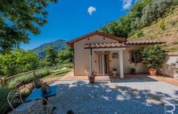 Camaiore, Tuscany 55041