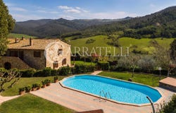 Volterra, Tuscany 56048