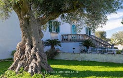 Ostuni, Apulia 72017