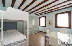 Padova, Venice 35127