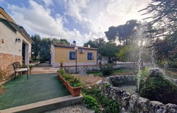 Noto, Sicily 96017