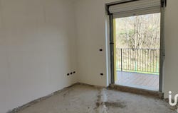 Cossignano, Marche 63067