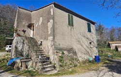 Roccastrada, Tuscany 58027