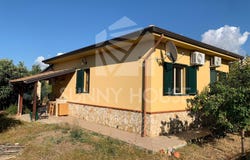 17 Viale Cefalu, Solfarelli, Sicily 90010