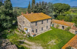 Scansano, Tuscany 58054