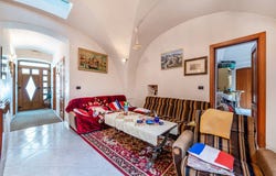 Alberobello, Apulia 70011