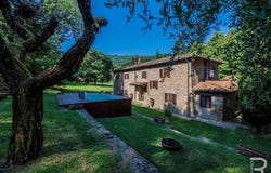 Greve in Chianti, Tuscany 50022