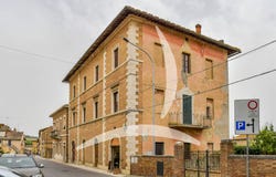 Siena, Tuscany 53100