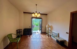 Sarteano, Tuscany 53047