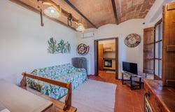 Cinigiano, Tuscany 58044
