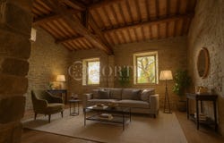 Arezzo, Tuscany 52100