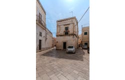 Nardò, Apulia 73048