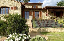 Cortona, Tuscany 52044