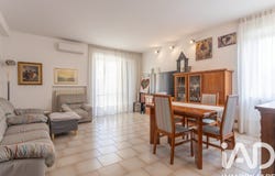 Fermo, Marche 63900