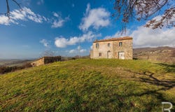 Semproniano, Tuscany 58055